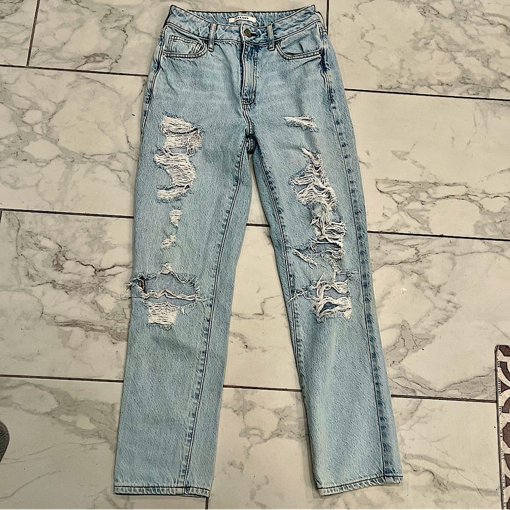 PacSun Mom Jeans High-Rise Distressed Light Wash Denim - Picture 15 of 16